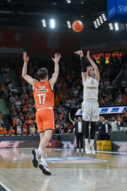 也彰显出团 也彰显出团