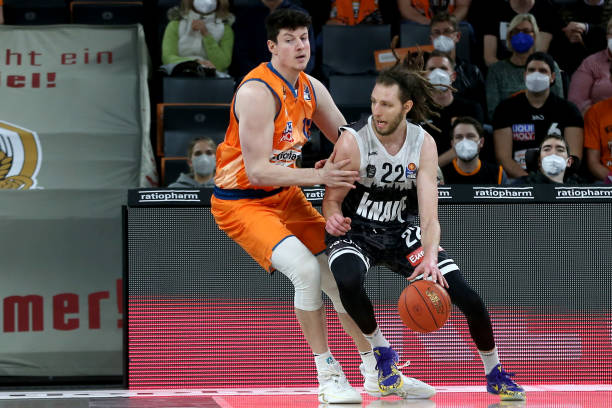 激烈的国际 激烈的国际