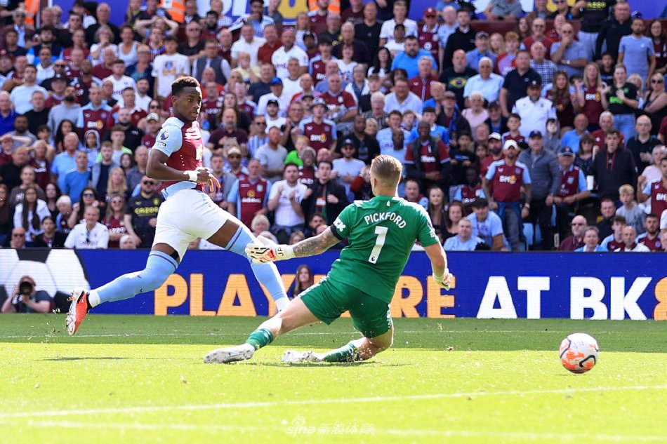 在激烈的中 在激烈的中